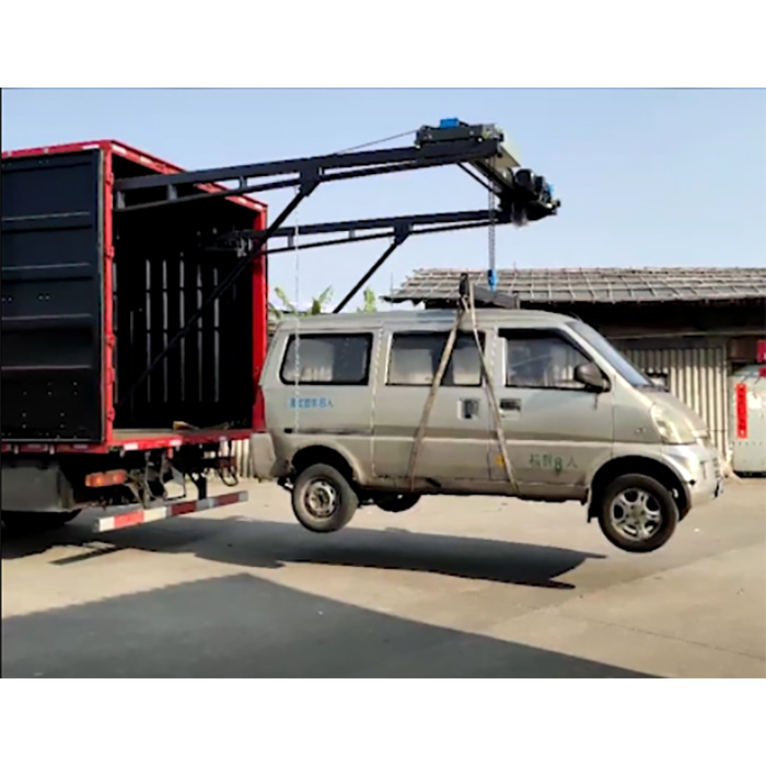 车载吊机吊小面包