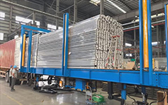 广东某铝材厂使用装货机现场